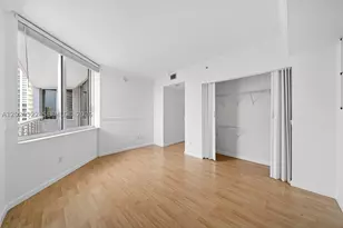 325 S Biscayne, Miami, FL 33131 - Photo 21