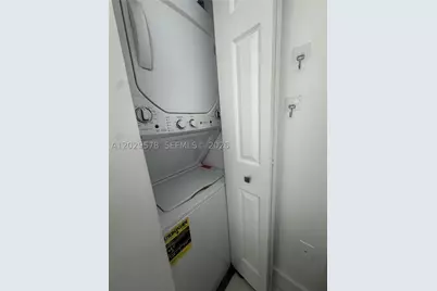 50 Biscayne #2707, Miami, FL 33132 - Photo 13