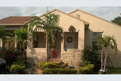 1061 NW 9th, Homestead, FL 33030 - Photo 1