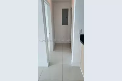 1111 SW 1 #2718-N, Miami, FL 33130 - Photo 17