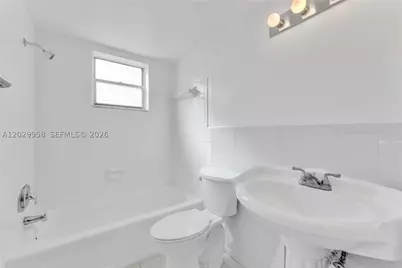2145 Pierce #305, Hollywood, FL 33020 - Photo 3