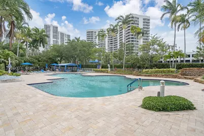 3500 Mystic Pointe #1205, Aventura, FL 33180 - Photo 21