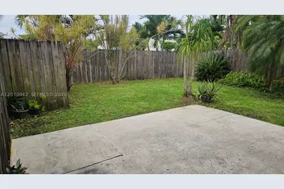 8631 NW 4th #1001, Miami, FL 33126 - Photo 53