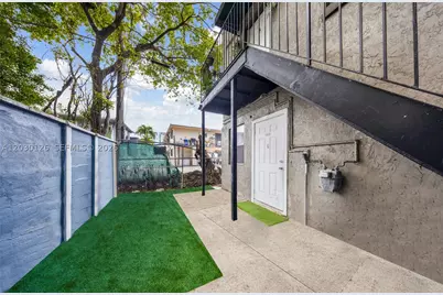 1035 NW 4th, Miami, FL 33128 - Photo 11