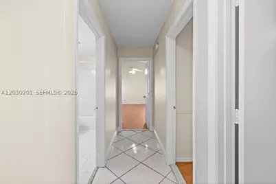 2010 NW 182nd, Pembroke Pines, FL 33029 - Photo 35