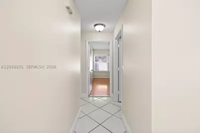2010 NW 182nd, Pembroke Pines, FL 33029 - Photo 29