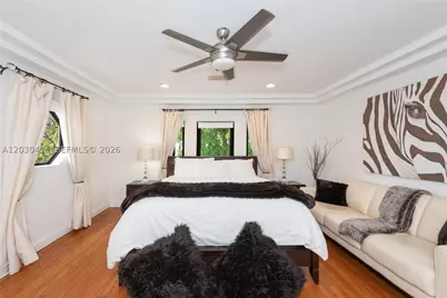 5860 Pine Tree, Miami Beach, FL 33140 - Photo 53