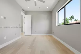 1380 Hollywood, Hollywood, FL 33019 - Photo 25