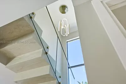 1380 Hollywood, Hollywood, FL 33019 - Photo 17