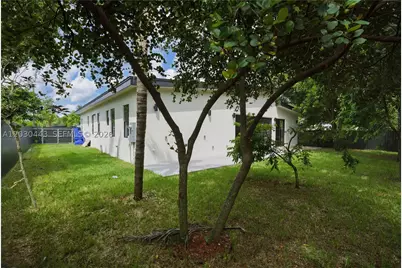 131 Miami Gardens, West Park, FL 33023 - Photo 29