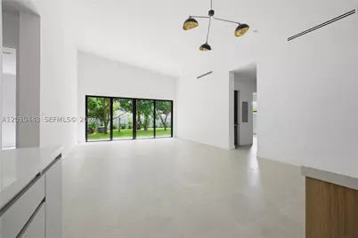 131 Miami Gardens, West Park, FL 33023 - Photo 5
