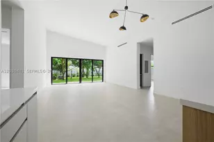 131 Miami Gardens, West Park, FL 33023 - Photo 5