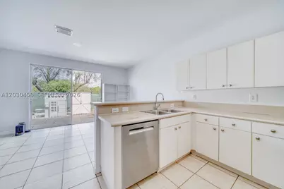 27240 SW 138th, Homestead, FL 33032 - Photo 11