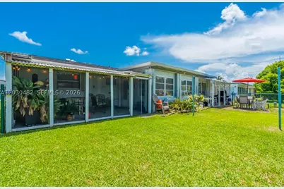 4923 NW 55th, Tamarac, FL 33319 - Photo 3