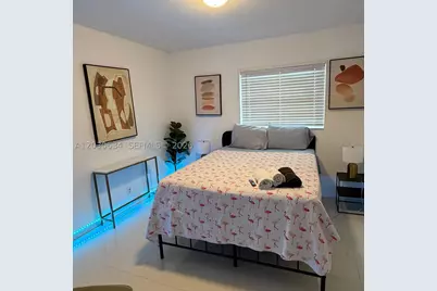 119 SE 9th #12, Hallandale Beach, FL 33009 - Photo 5