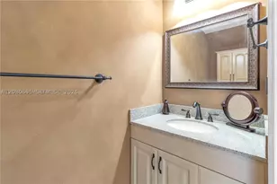 1393 Barcelona, Weston, FL 33327 - Photo 9