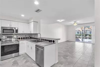 1393 Barcelona #4-26, Weston, FL 33327 - Photo 7