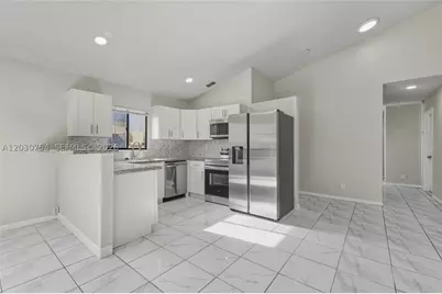 [Address not provided], North Lauderdale, FL 33068 - Photo 13
