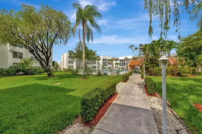 6800 Royal Palm #302F, Margate, FL 33063 - Photo 31