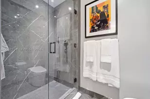 20 NE 11th, Miami, FL 33132 - Photo 17