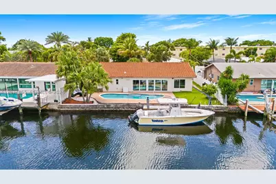 370 SE 12th, Pompano Beach, FL 33060 - Photo 1