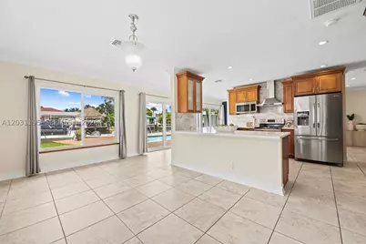 370 SE 12th, Pompano Beach, FL 33060 - Photo 27