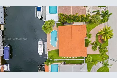 370 SE 12th, Pompano Beach, FL 33060 - Photo 7