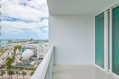 1040 Biscayne #1205, Miami, FL 33132 - Photo 21
