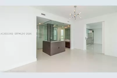 1040 Biscayne #1205, Miami, FL 33132 - Photo 9