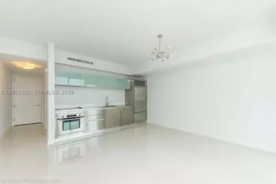 1040 Biscayne #1205, Miami, FL 33132 - Photo 5