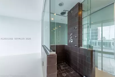 1040 Biscayne #1205, Miami, FL 33132 - Photo 13