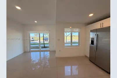 25823 SW 145th #25823, Homestead, FL 33032 - Photo 9