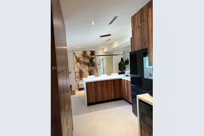 2543 Gulfstream, Fort Lauderdale, FL 33312 - Photo 9
