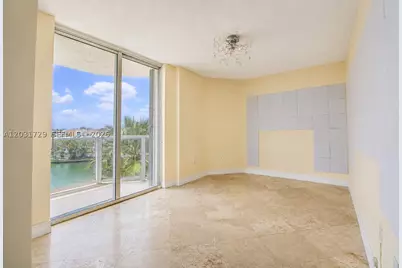 5900 Collins #601, Miami Beach, FL 33140 - Photo 13