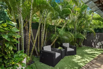 2752 SW 11th, Miami, FL 33135 - Photo 23