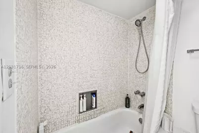3101 N Country Club #209, Aventura, FL 33180 - Photo 13