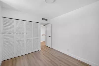 20300 W Country Club #106-3, Aventura, FL 33180 - Photo 43