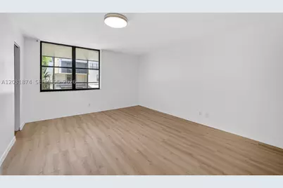 20300 W Country Club #106-3, Aventura, FL 33180 - Photo 33