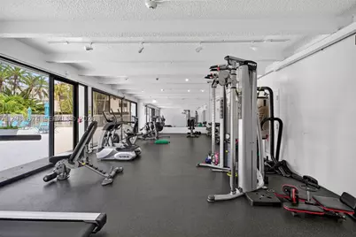 20300 W Country Club #106-3, Aventura, FL 33180 - Photo 59