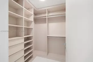 300 Biscayne Blvd, Miami, FL 33131 - Photo 43