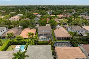830 Hawthorn, Weston, FL 33327 - Photo 27