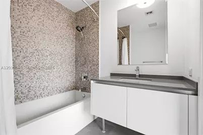 88 SW 7th #2302, Miami, FL 33130 - Photo 17