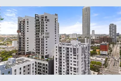 239 SW 9th #301, Miami, FL 33130 - Photo 13
