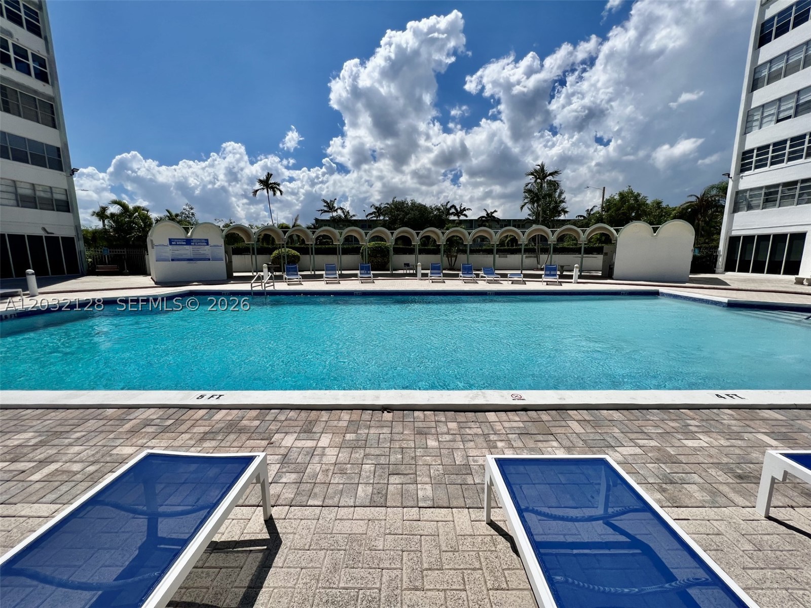 2100 Sans Souci #A1410 main architectural view