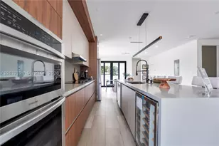 2665 Johnson, Hollywood, FL 33020 - Photo 11