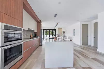 2665 Johnson, Hollywood, FL 33020 - Photo 7