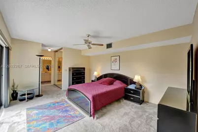 11100 SW 15th, Davie, FL 33324 - Photo 7