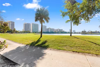 3675 N Country Club #2201, Aventura, FL 33180 - Photo 33