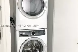 [Address not provided], Miami, FL 33128 - Photo 3
