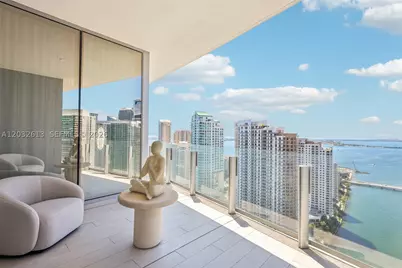 300 Biscayne Boulevard #3305W, Miami, FL 33131 - Photo 37